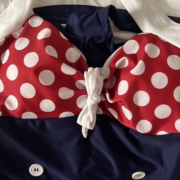 Small One Piece Bathing  Suit‎ - Picture 9 of 9